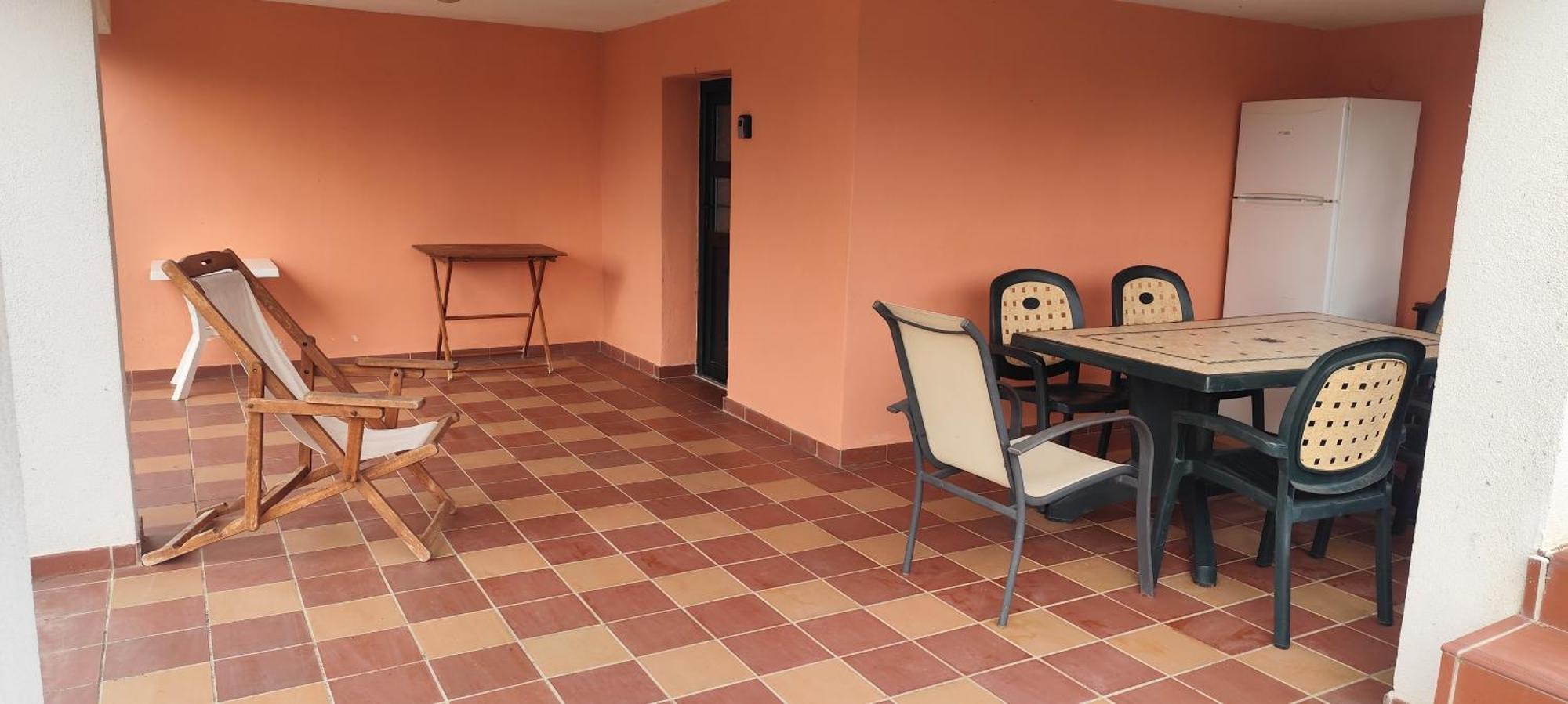 Olgas Villa Arogi Bilik gambar